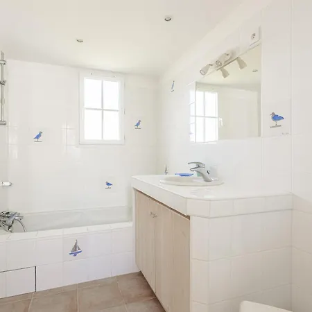 Maison Vue Et Marais Salants * Loix